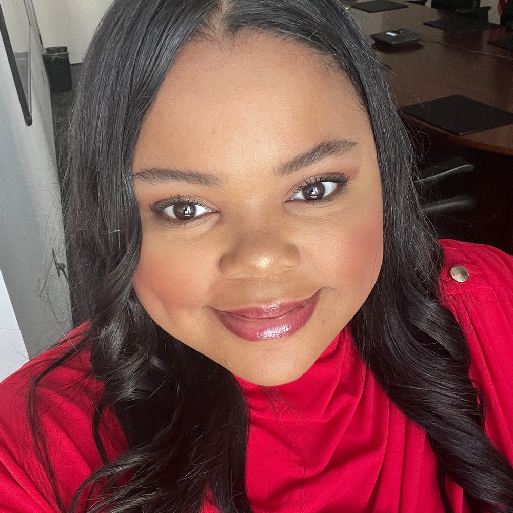 Meet your Posher, Tori